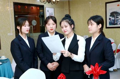 1076万应届生与用工荒并存 餐饮管理专业为何成为职校热门选择？