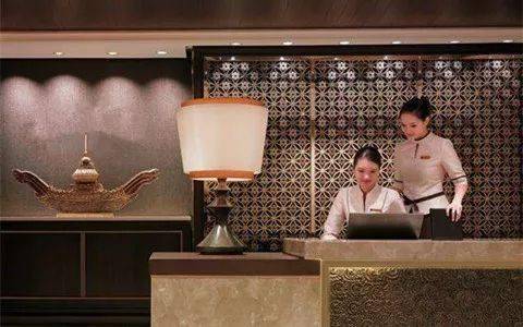 星级酒店与经济型酒店的定位与发展方向对比分析